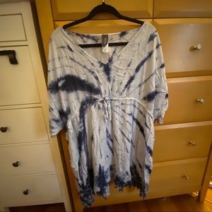 Women’s plus size tye dyed cover up